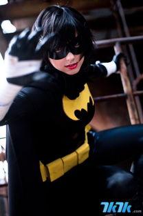 在线国产皮衣女郎蝙蝠侠